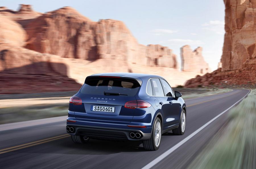  Porsche Cayenne S 2014 года  (фото 2 из 6)